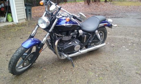 2013 Triumph Speedmaster in like new condition for sale